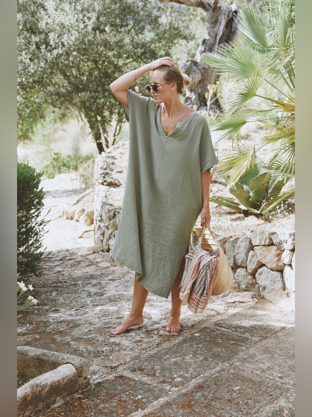 BEACHWOOD The Cala Kaftan Sage Green Linen Cotton One Size VGUC
